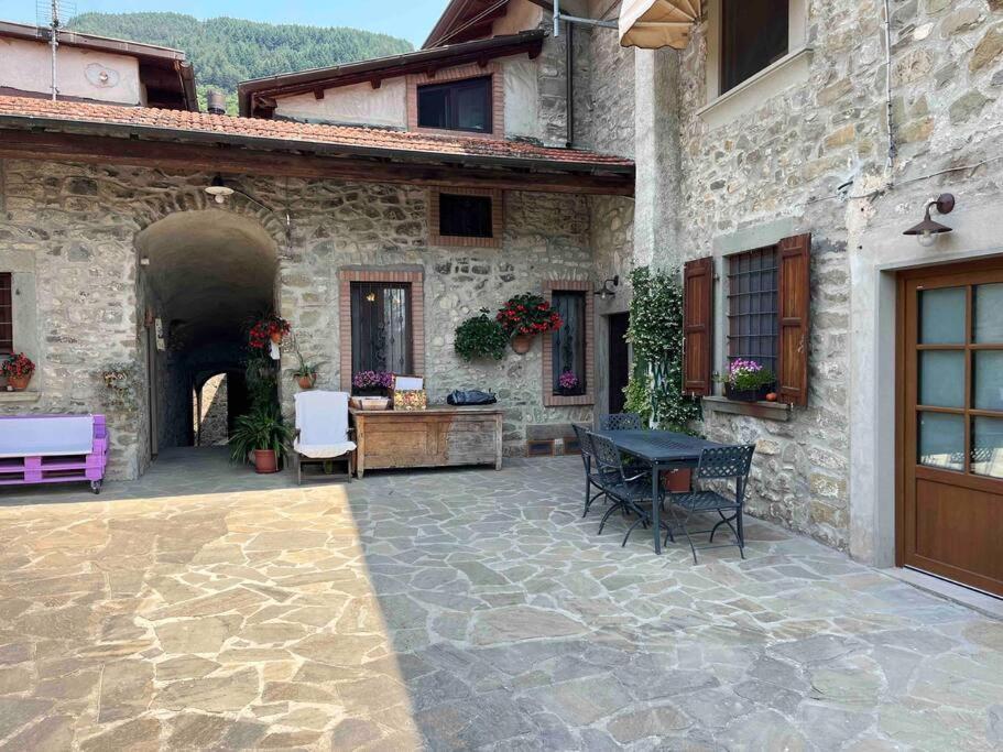 Al Buffardel Apartment Bagnone Luaran gambar
